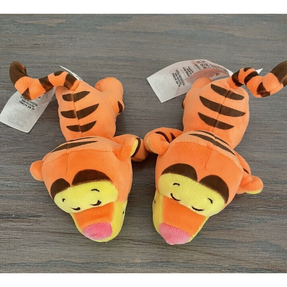 Disney Tigger Plush Great Condition  pooh characters Winnie the pooh 2 pack